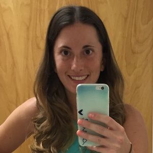 Meet your Posher, Leanne